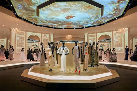 christian dior designer of dreams|v&a dior exhibition 2023.